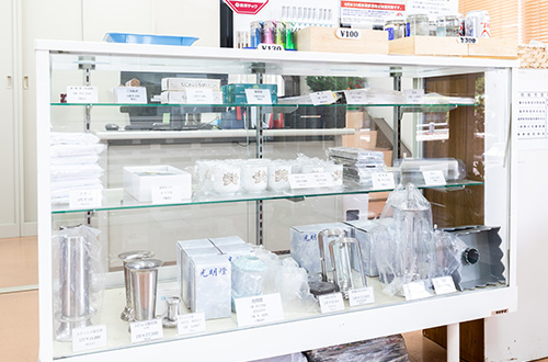 売店（お花・線香などの販売）