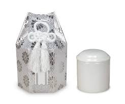 火葬後にお納めするお骨壺とお骨袋