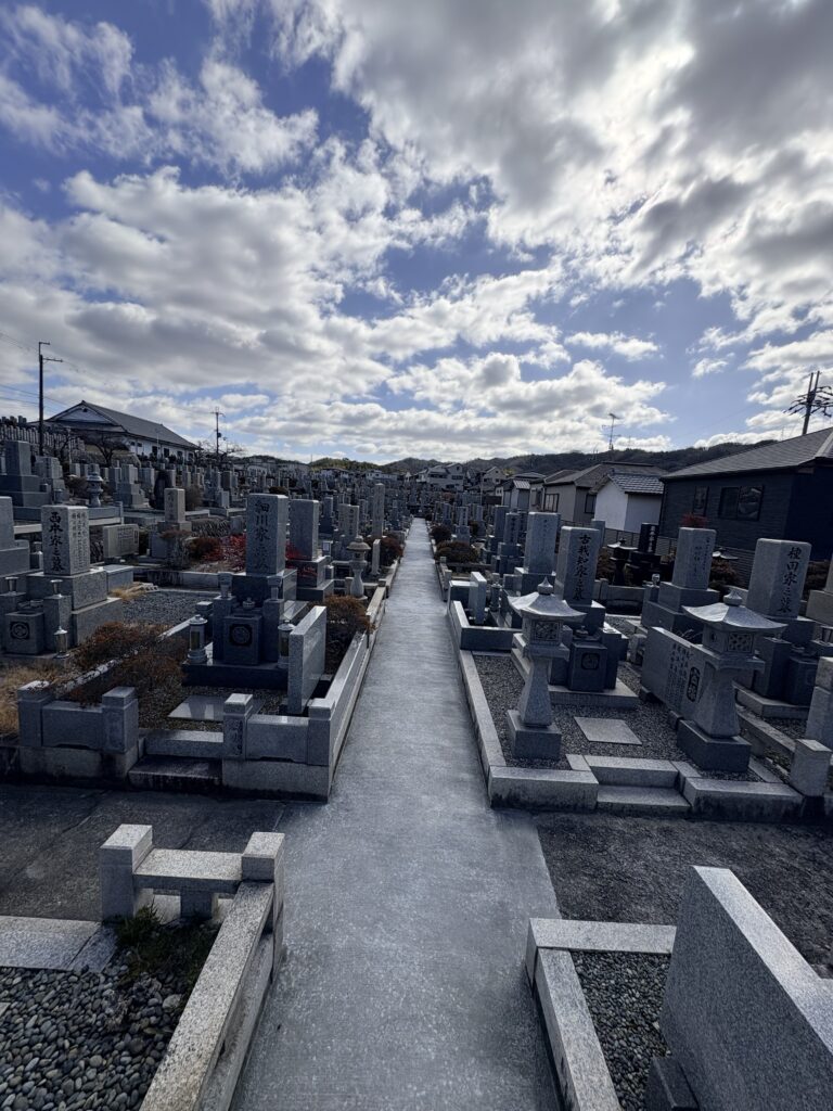 通路の補修工事が終わりました