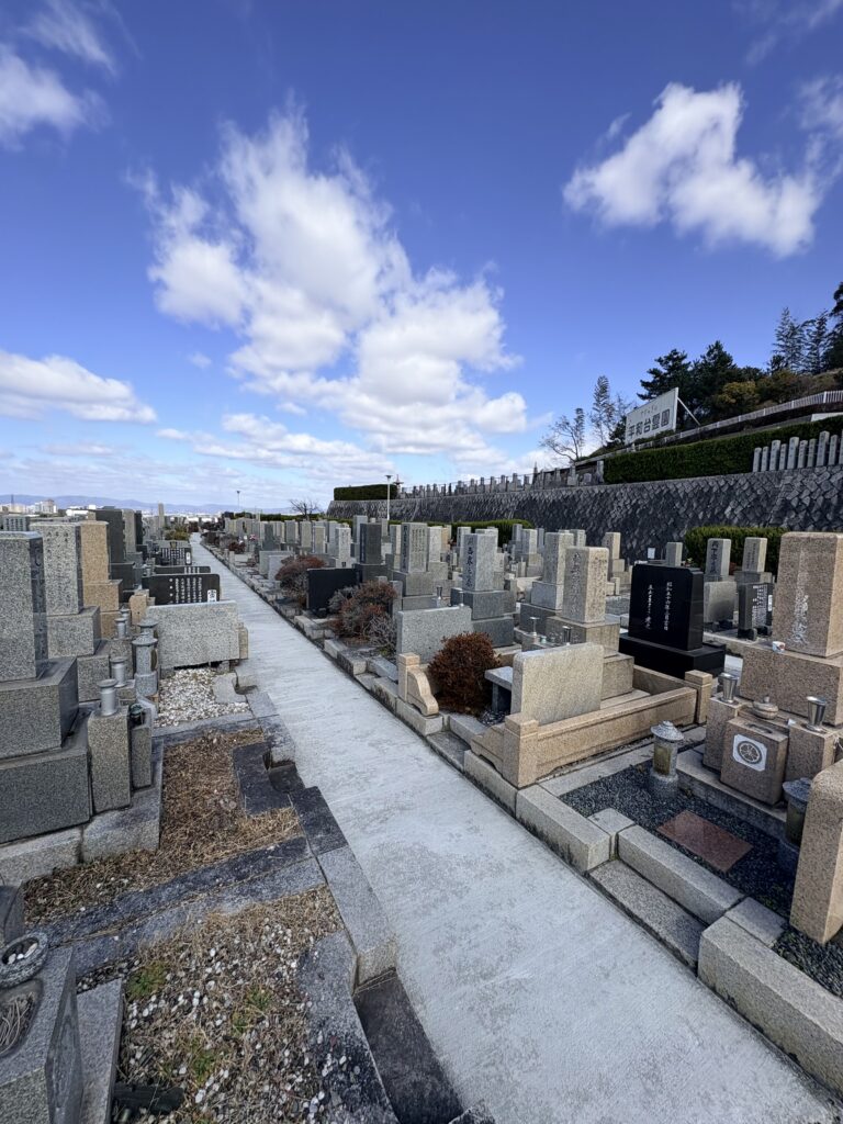 通路の補修工事が終わりました